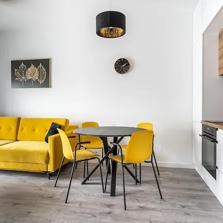 Apartamenty Mennica Residence - Golden Apartments Apartment Warsaw